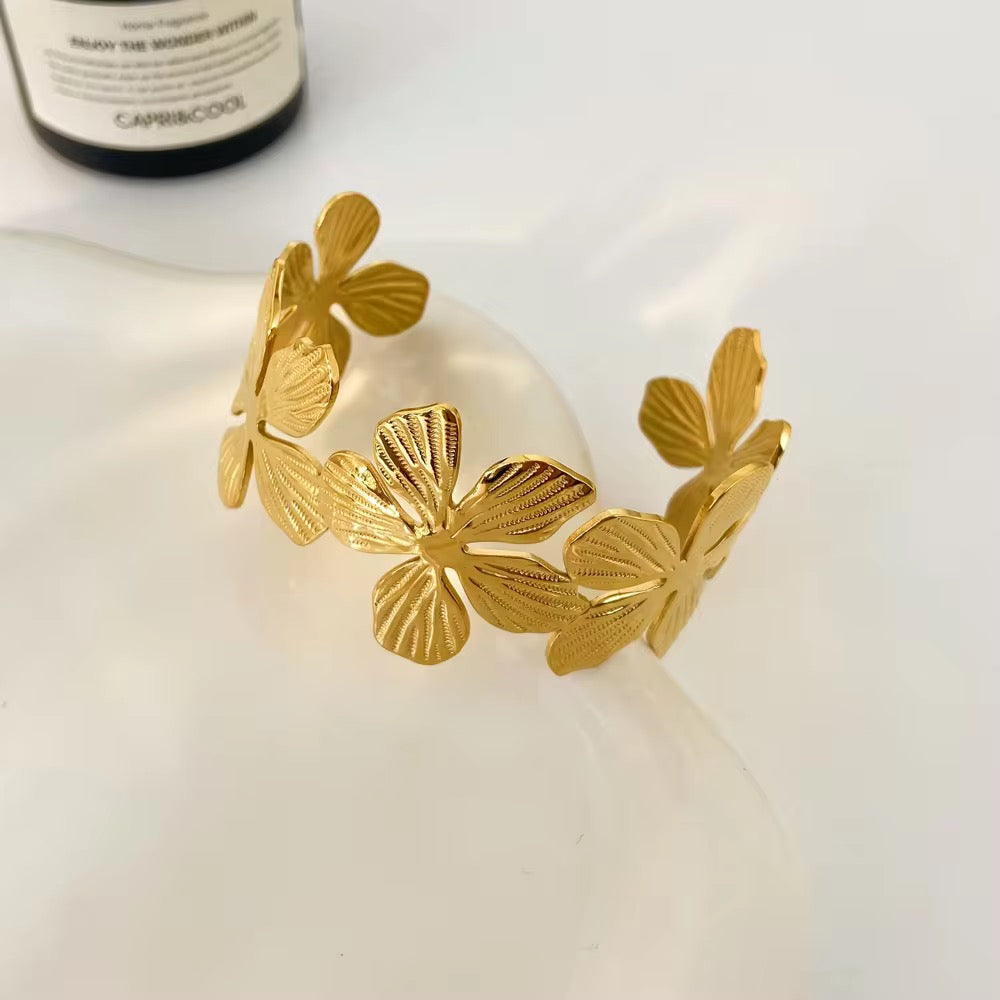 Eternal Blossom 18k gold plated bracelet