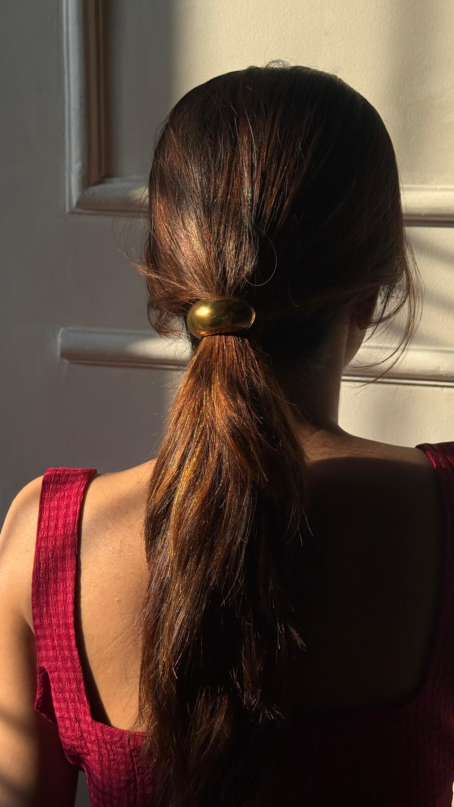 Arvo: 18K Gold Plated C-Shaped Scrunchie