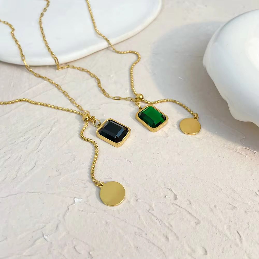 Gem Lariat Necklace – Emerald & Onyx