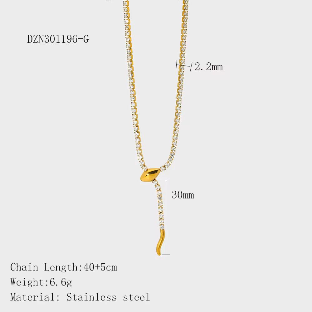 Luxe Drip Y-Necklace – 18K Gold Plated