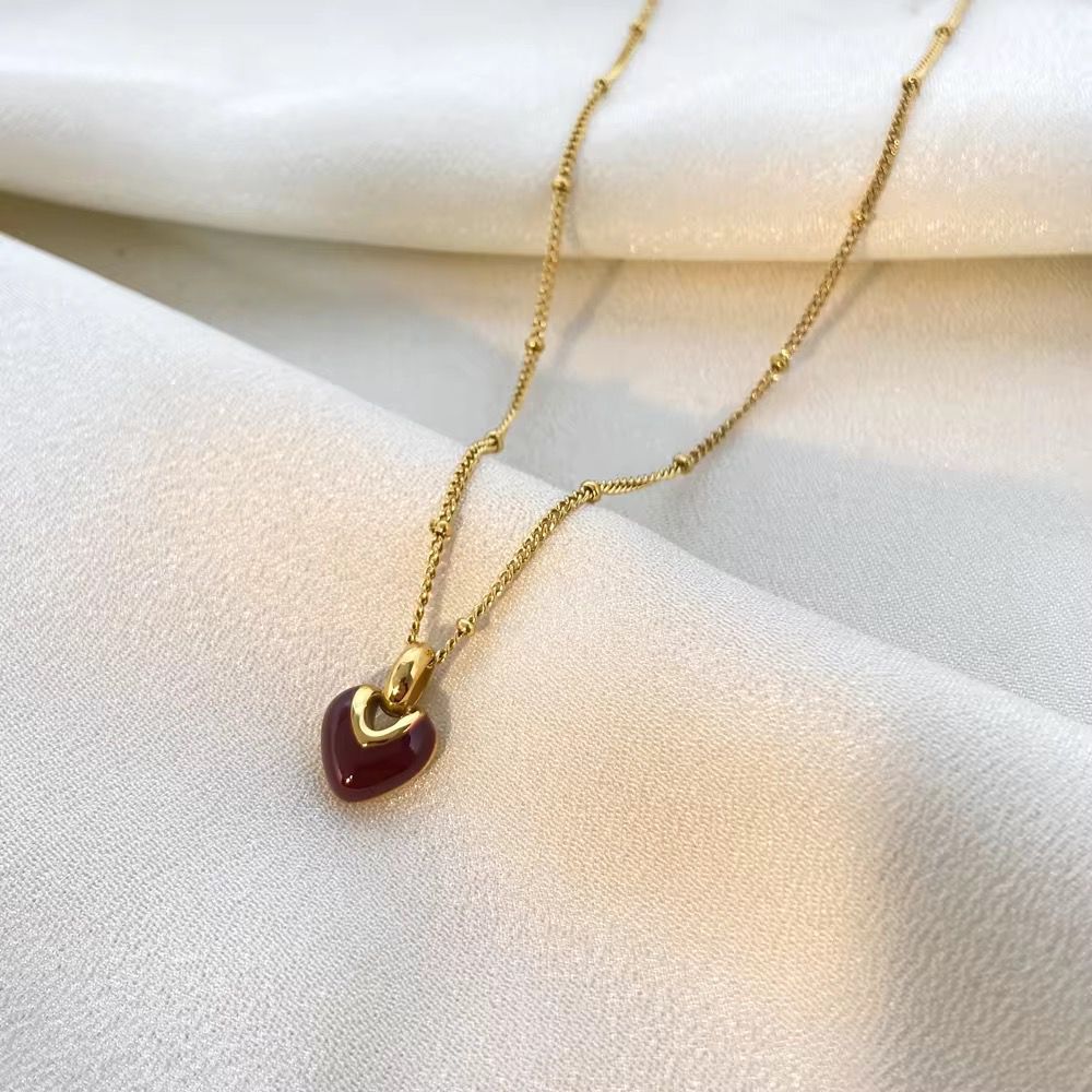 Scarlet Heart Glow Necklace - 18k gold-plated