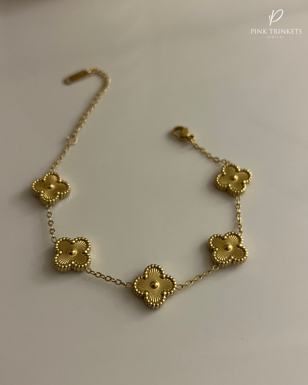 Noir: 18k Gold Plated Clover Flower bracelet