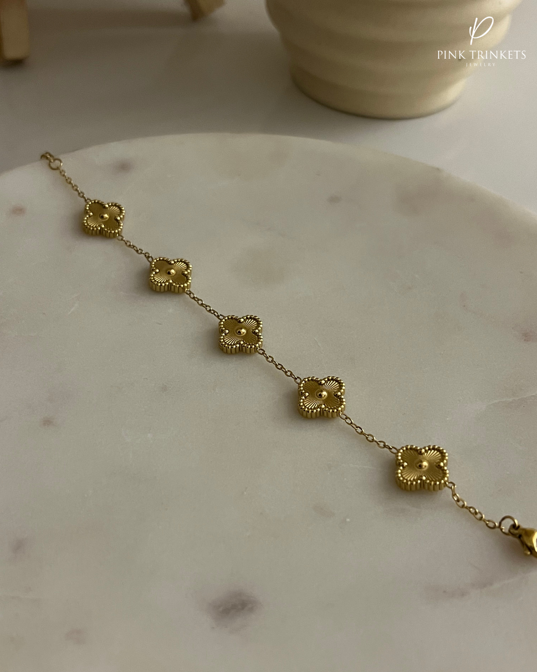 Noir: 18k Gold Plated Clover Flower bracelet