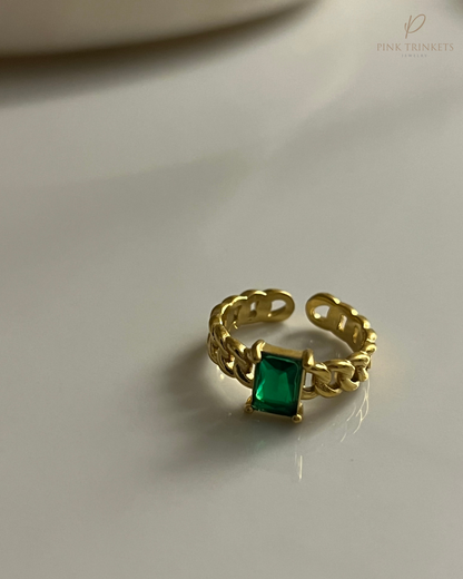 Esmeralda : 18k Gold Plated Adjustable Emerald Ring