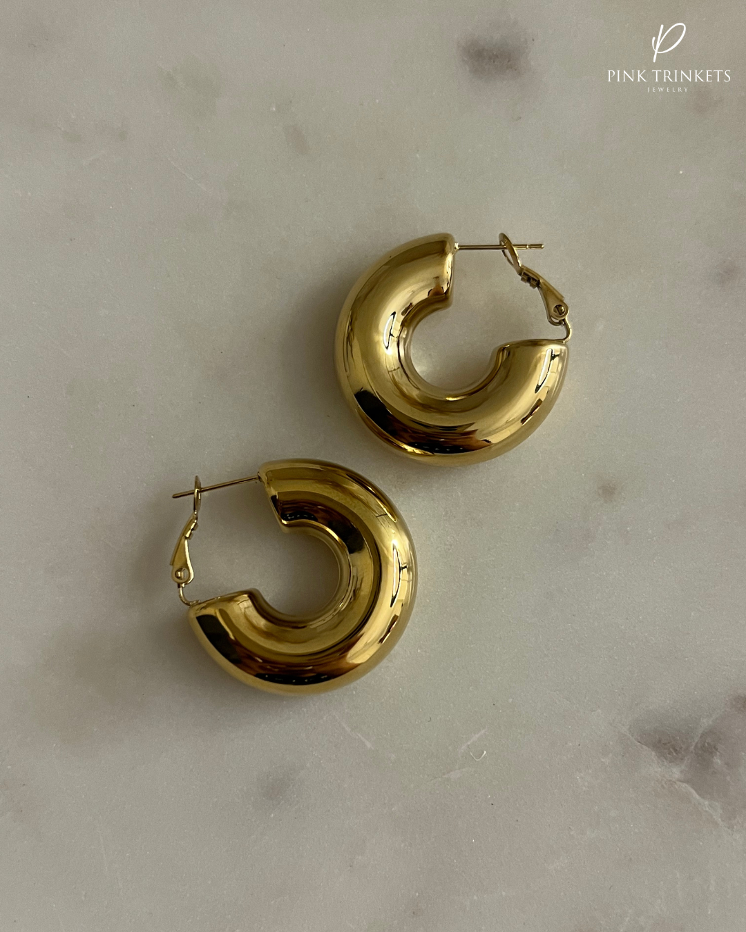 Celeste : 18k Gold Plated C Shape Studs