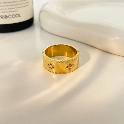 Clover embossed 18k gold plated ring