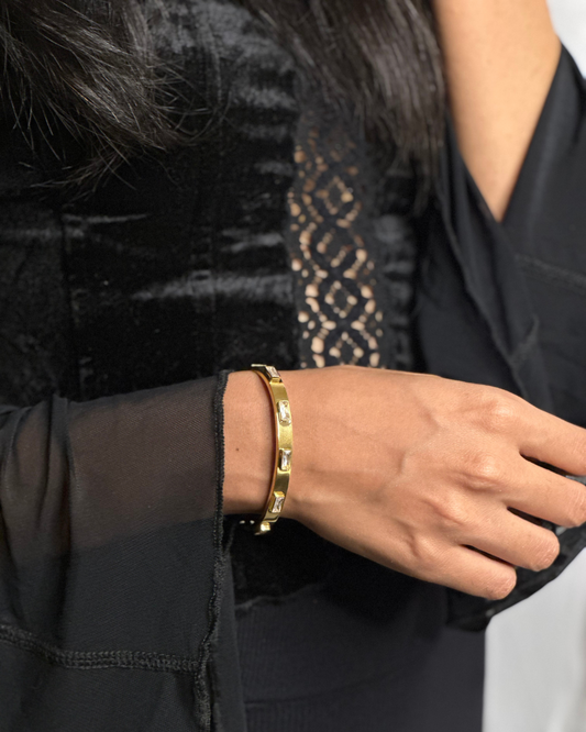 Bold & Beautiful 18K Gold Plated Bracelet