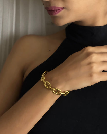 Gilded Glam Link 18k gold plated bracelet