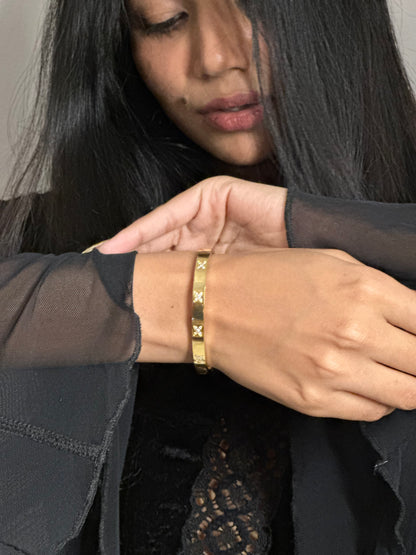 Charmeaux 18k gold plated bracelet