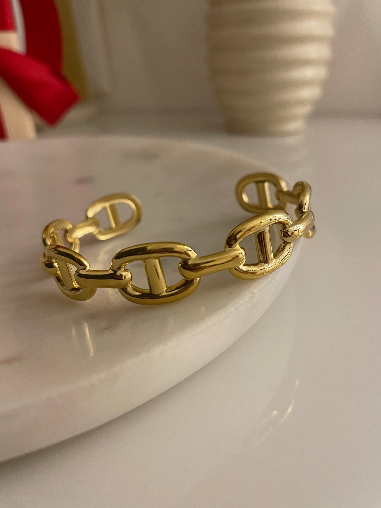 Gilded Glam Link 18k gold plated bracelet