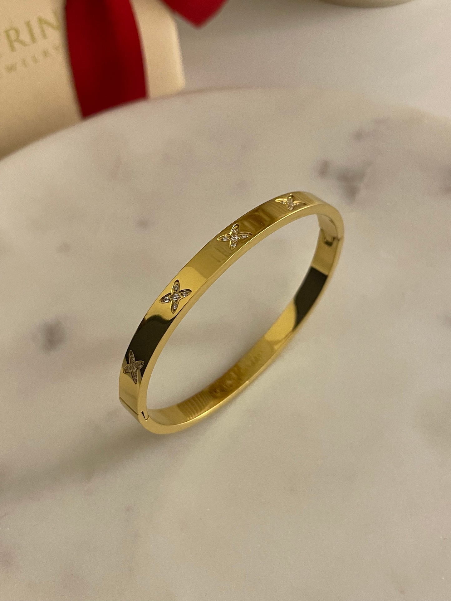 Charmeaux 18k gold plated bracelet