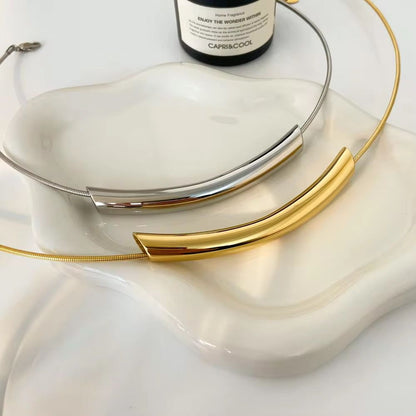 Sleek Curve Collar Necklace – Gold & Silver