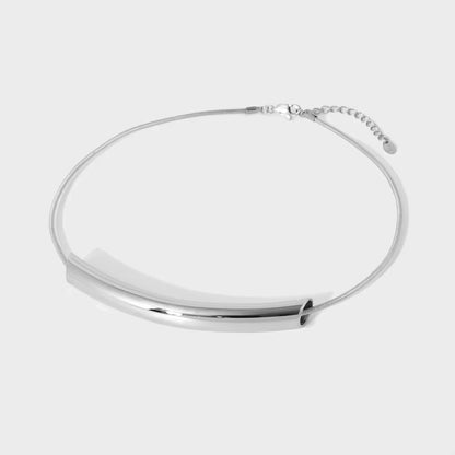 Sleek Curve Collar Necklace – Gold & Silver