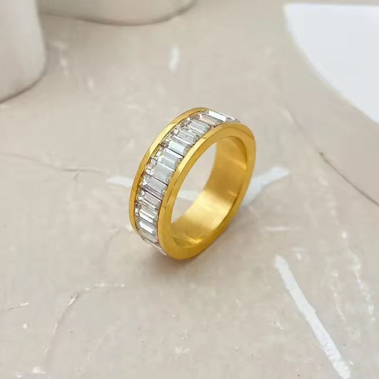 Baguette Glow Band Ring - 18K gold-plated ring