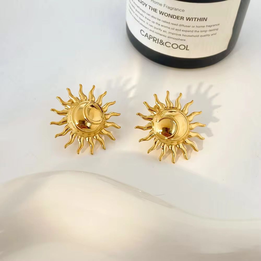 Solar Glow Stud Earrings -  18k gold-plated